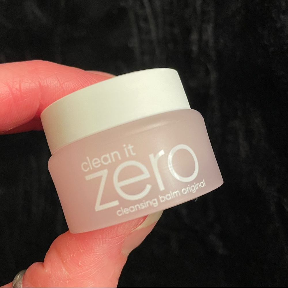 💕5 for $25💕 BANILA CO Clean It Zero Cleansing Balm (Brand New!) 💘